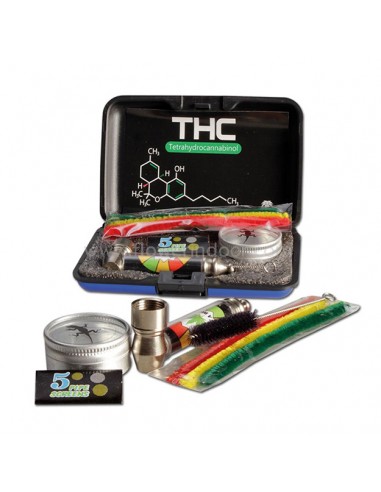 Caja con pipa y accesorios